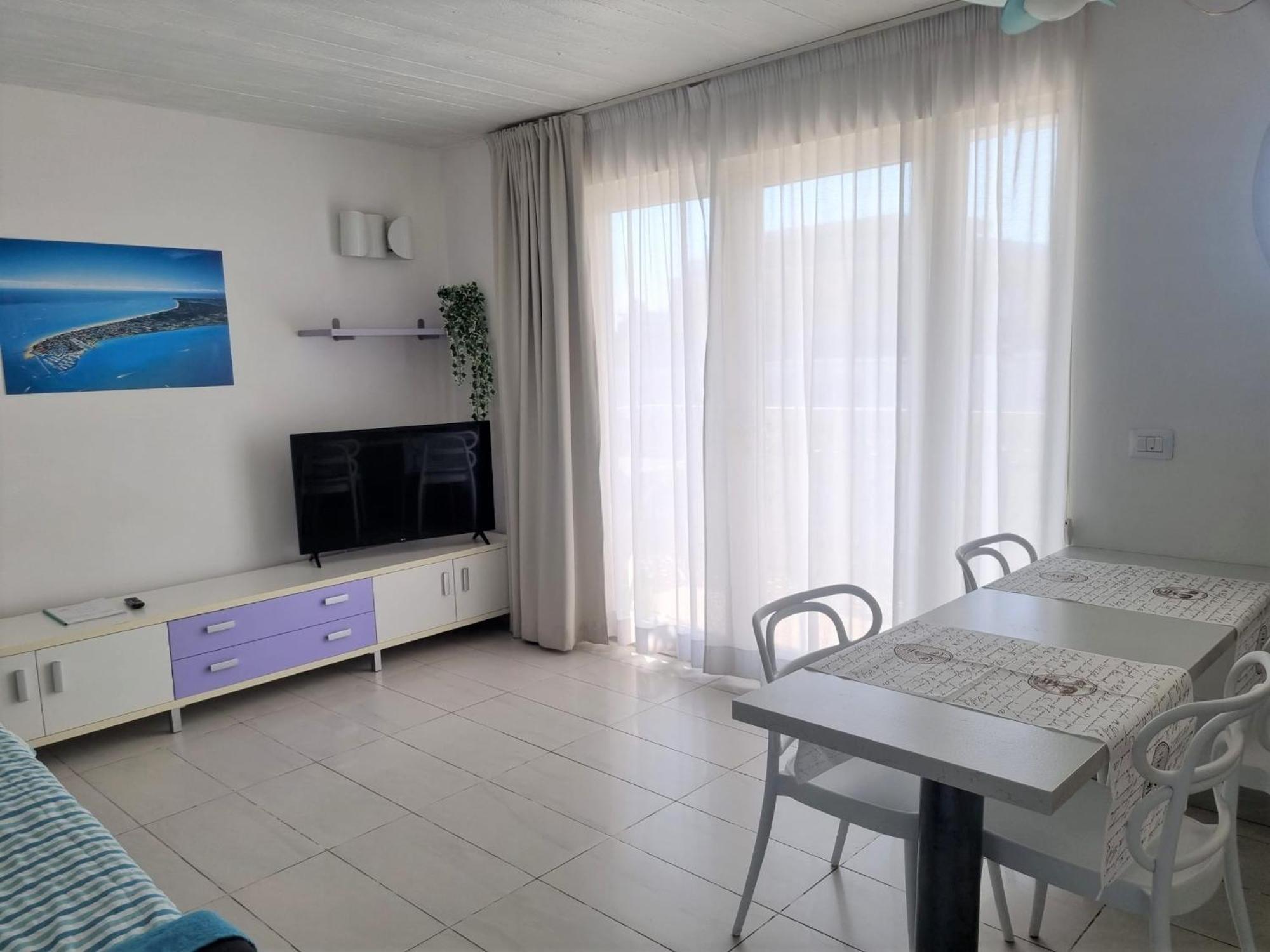 Appart-Hotel Holiday Lignano Sabbiadoro Dış mekan fotoğraf