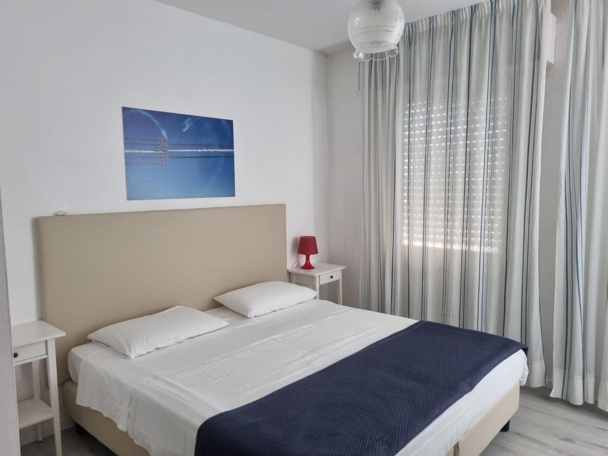 Appart-Hotel Holiday Lignano Sabbiadoro Dış mekan fotoğraf