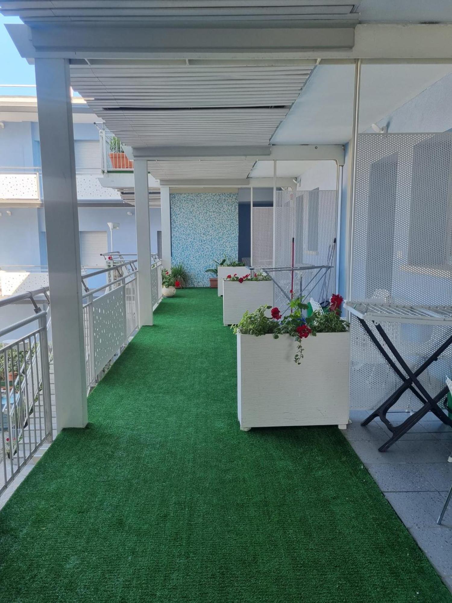 Appart-Hotel Holiday Lignano Sabbiadoro Oda fotoğraf